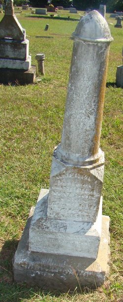 Headstones in the Watson family plot, Fairlie, Texas